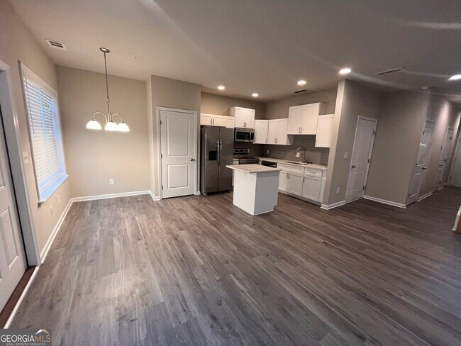 Building Photo - 8329 Triple Crown Dr