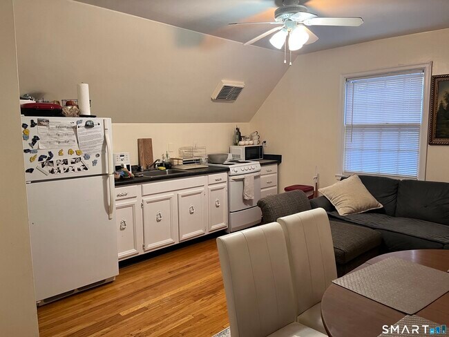 Foto del edificio - 28 7th St