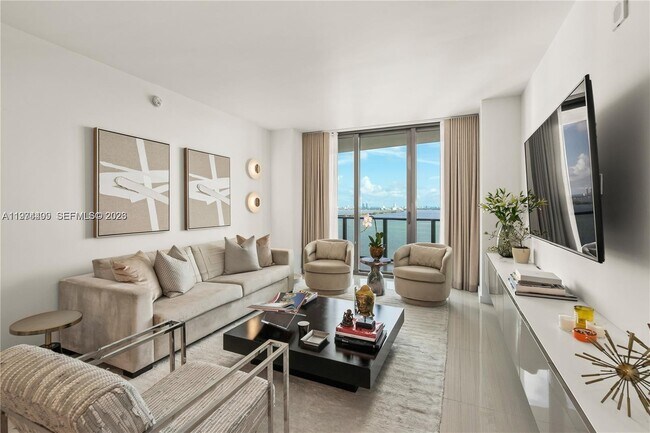 Foto del edificio - 460 NE 28th St