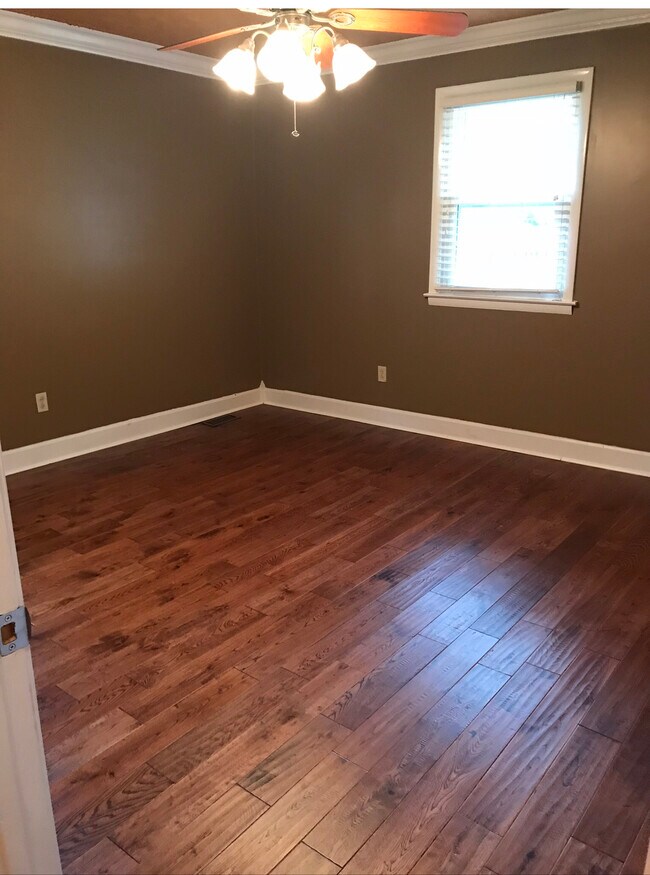 Foto del edificio - 607 W 16th St