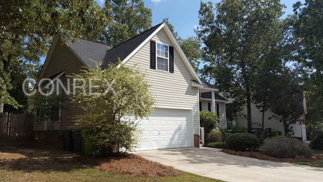 Foto del edificio - 329 Oak Creek Cir