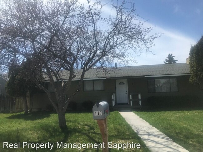 Foto del edificio - 3 br, 1.5 bath House - 117 N. 7th ST