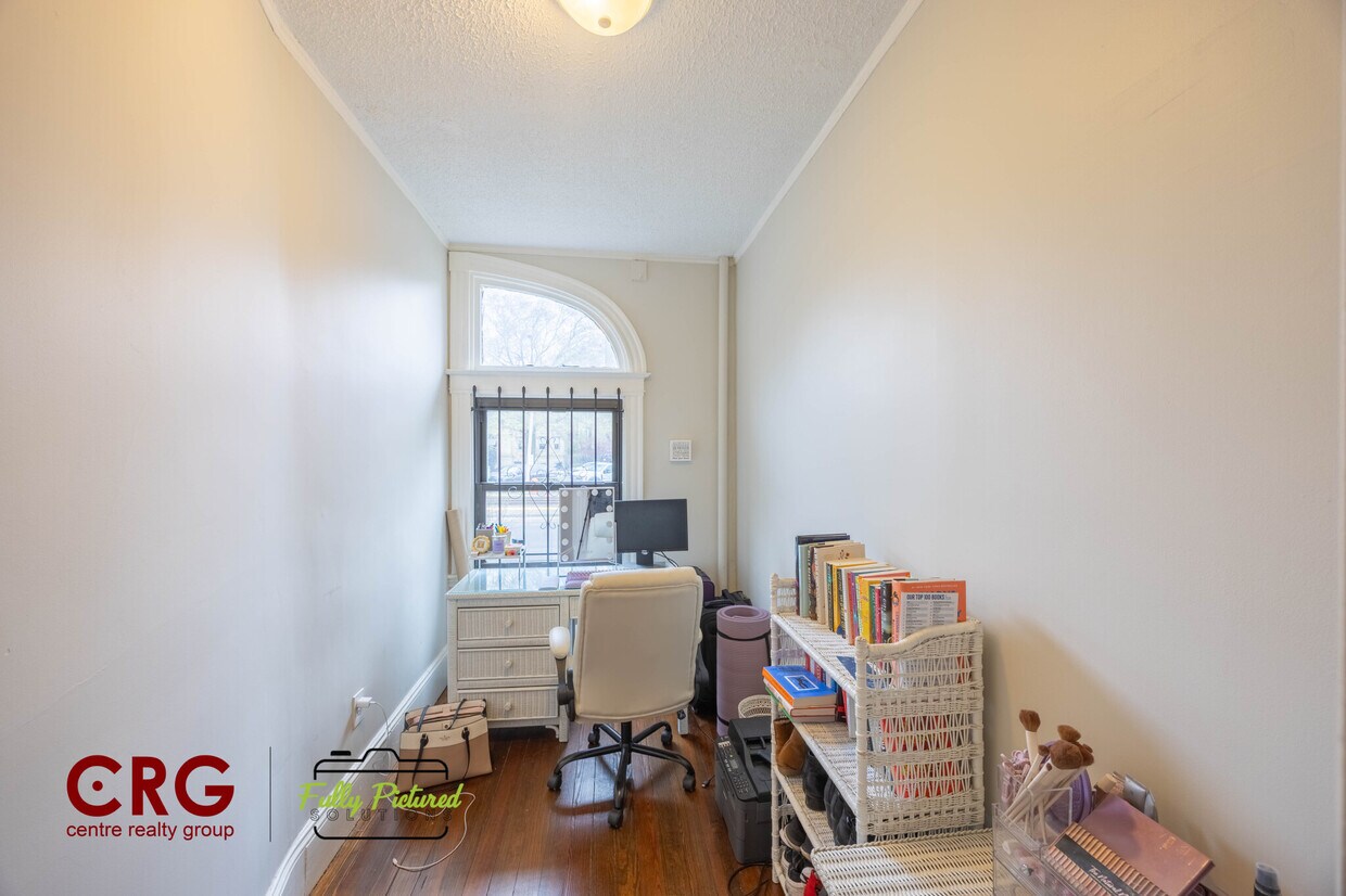 Foto principal - 1855 Beacon St