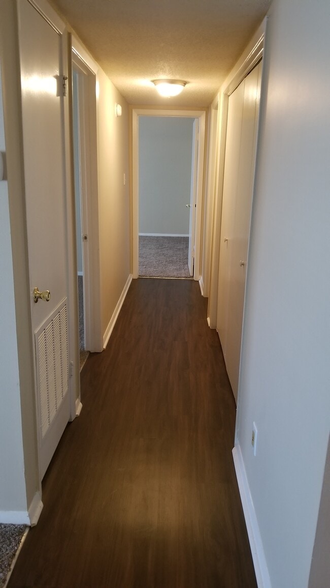 Building Photo - Summer Key Apartments