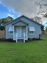 Building Photo - 503 Ross St