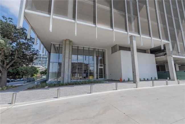 Building Photo - 301 West Ave