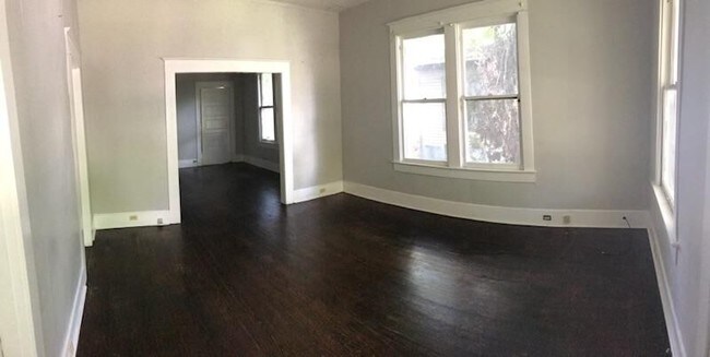 Building Photo - 202 Filhiol Ave