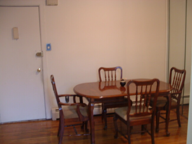 Building Photo - 3831 Orloff Ave