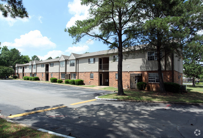 Abington Apartments - Abington