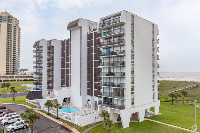 Foto del edificio - Islander East Condominiums