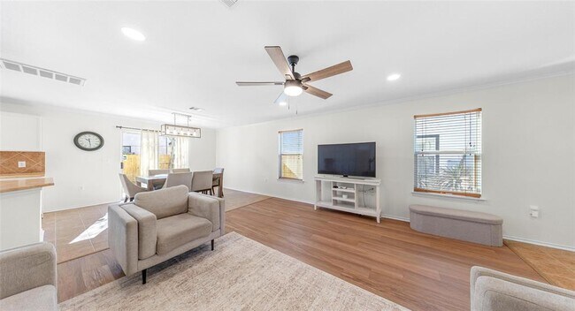 Building Photo - 8613 Wiley Way