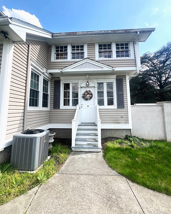 Apartment B - 605 Piermont Ave