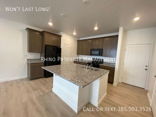 Foto del edificio - 4254 Bromwell Ct