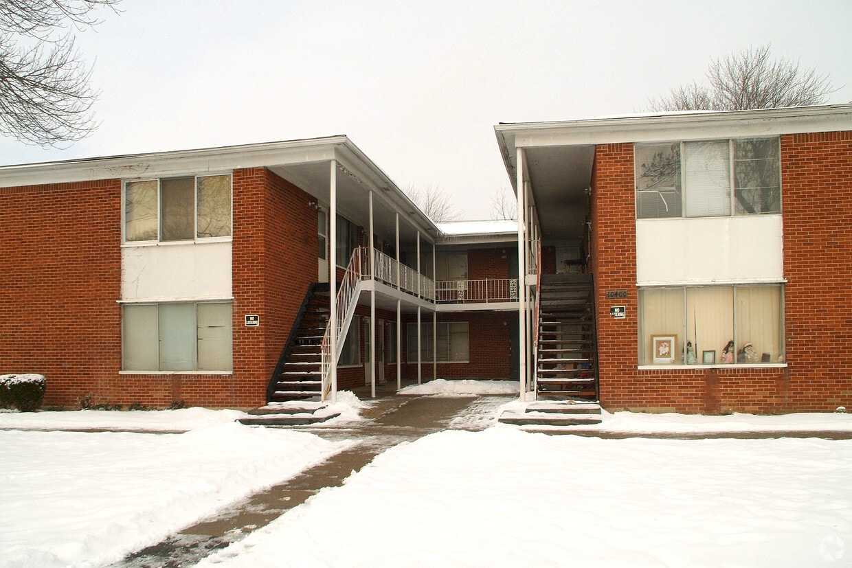 Building Photo - 10400 Whittier St