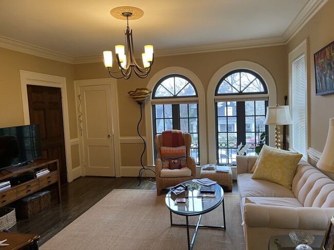 Foto del edificio - 418 Clement Ave