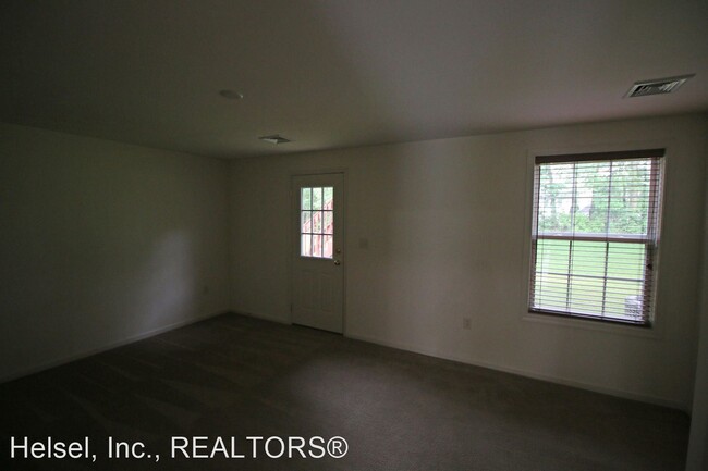 Building Photo - 3 br, 2.5 bath House - 6208 Galleon Drive