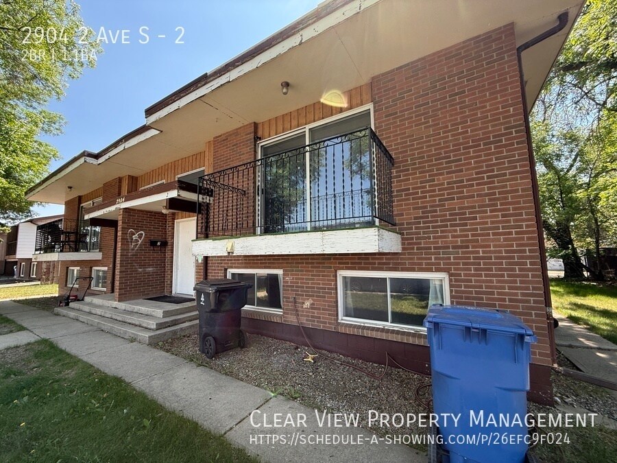 Photo principale - 2 bedroom, 1.5 bathroom by-level home in S...