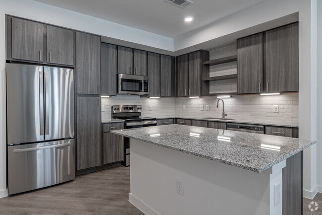 3BR, 2BA - 1,320 SF - Caroline Longhorn Quarry