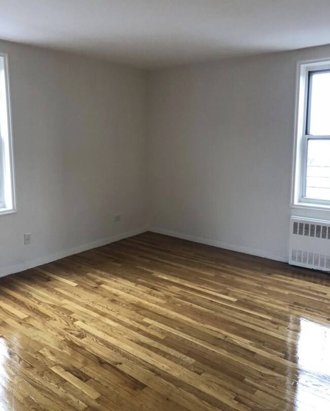 Building Photo - 59 Gelston Ave