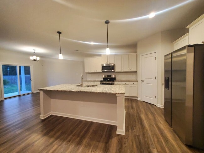 Building Photo - 20 Double Tree Lane ~ Stage Coach Estates~...