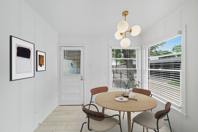 Foto del edificio - 2328 Wordsworth St