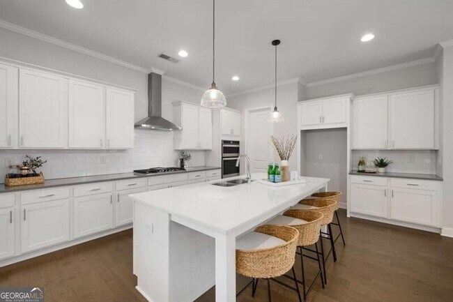 Foto del edificio - 6320 Halcyon Garden Dr