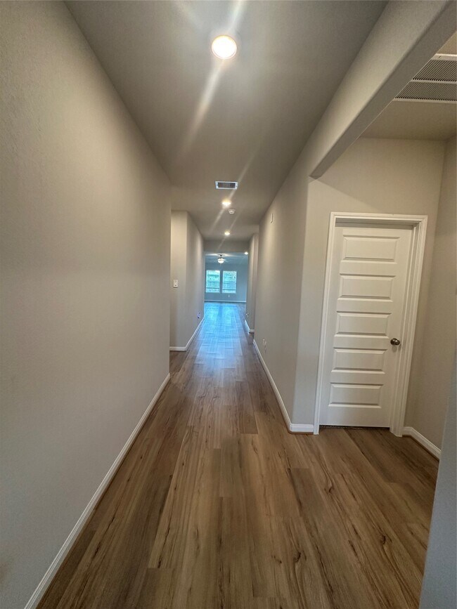 Foto del edificio - 3435 Dry Creek Dr