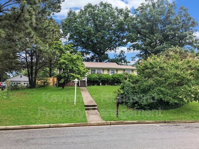 Building Photo - 9322 Huron Ave