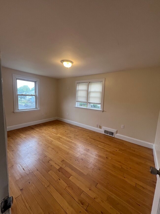 Foto del edificio - 34 Meadowbank Ave