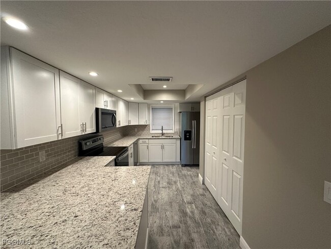 Building Photo - 14053 Northumberland Dr SW