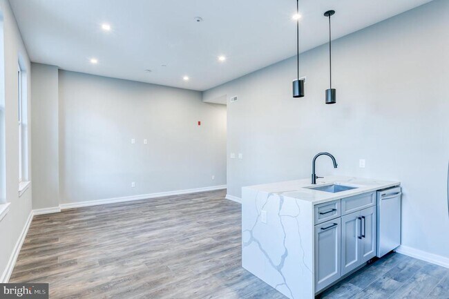 Foto del edificio - 2026 Spring Garden St