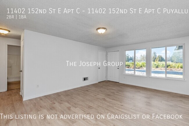 Building Photo - Amazingly located 2 bed/1 bath in Puyallup...