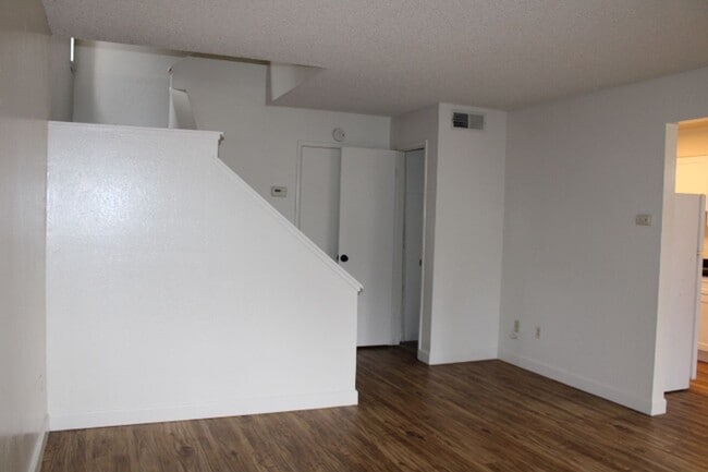 Foto del edificio - 3430 San Pablo Dam Rd