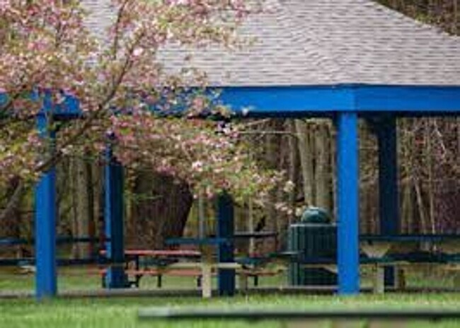 Building Photo - Cozy private One bedroom single  family 4 ...