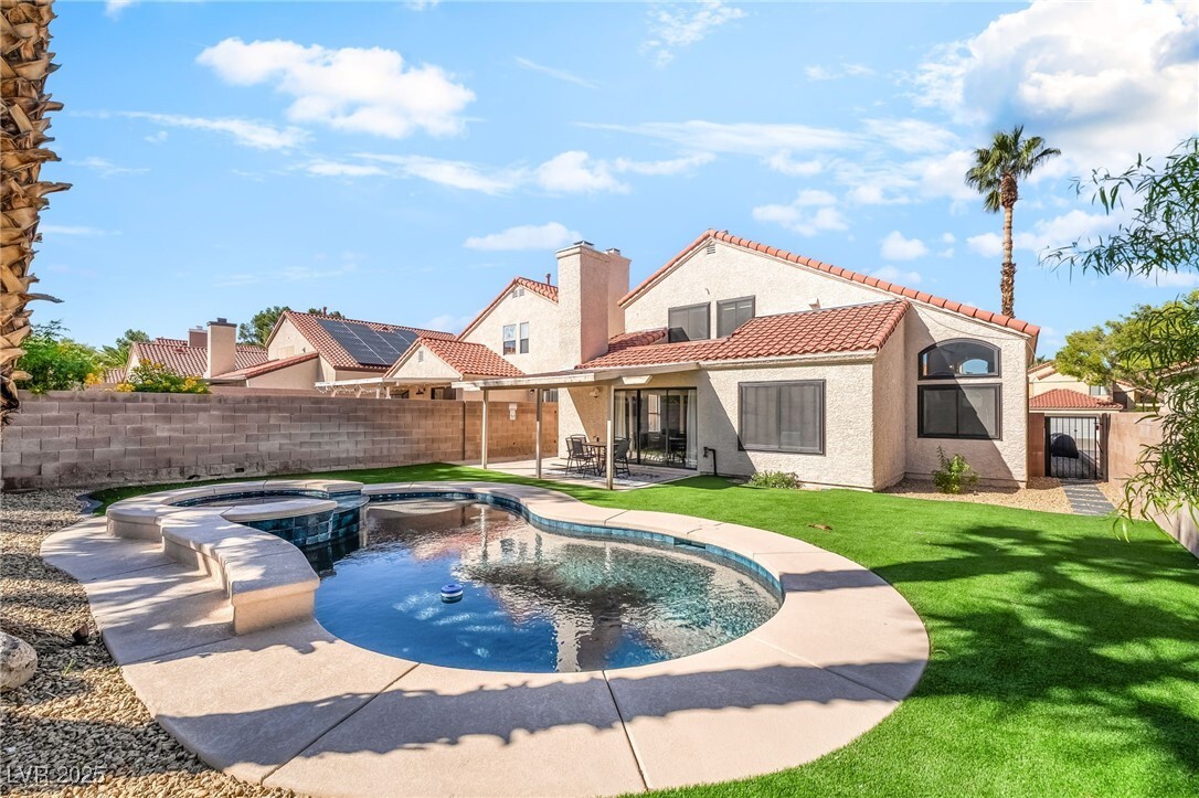 Foto principal - 2717 Lovington Dr