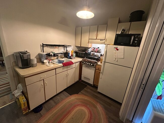 Building Photo - 103 Front St