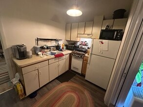 Building Photo - 103 Front St