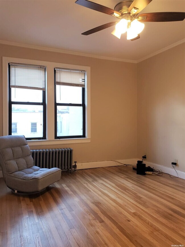 Foto del edificio - 32-44-44 43rd St