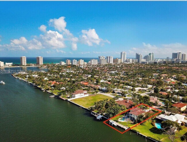 Foto del edificio - 1111 S Southlake Dr