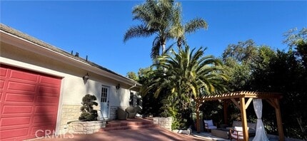 Building Photo - 141 S Peralta Hills Dr