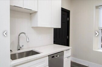 Building Photo - 18 Walnut St