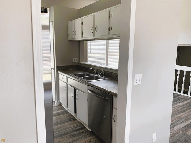 Building Photo - 6277 Marbut Farms Trail