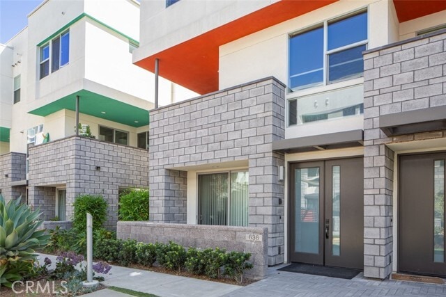 Building Photo - 636 Channel Way