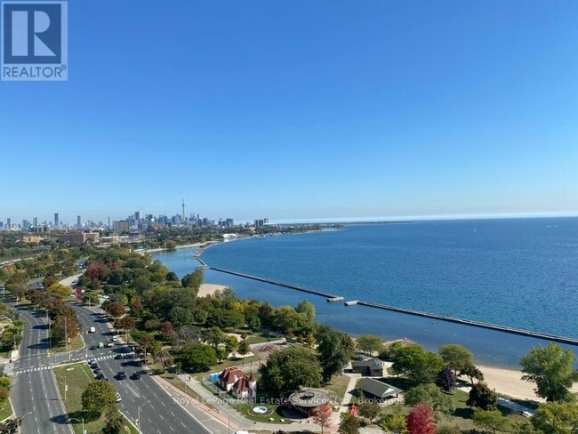 Building Photo - 1928 Lake Shore Blvd W