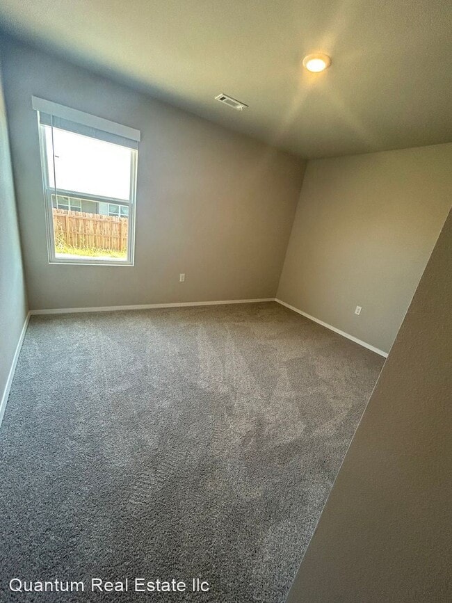 Foto del edificio - 3 br, 2 bath House - 8121 Sunflower Way
