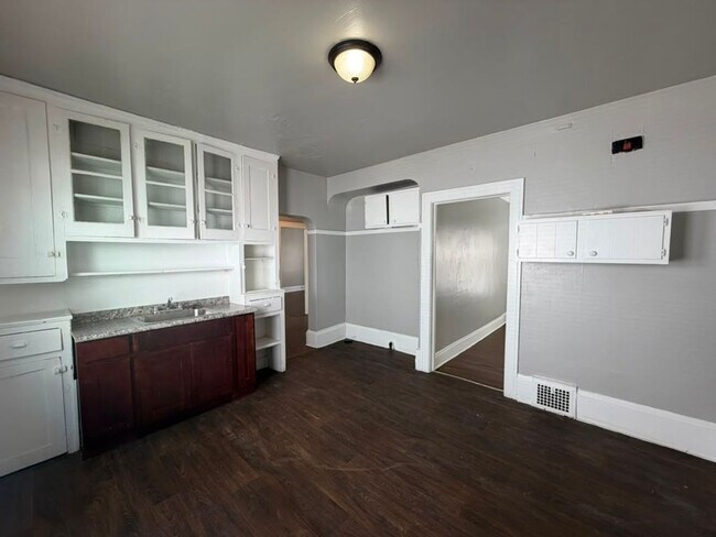 Foto del edificio - 3697 E 146th St