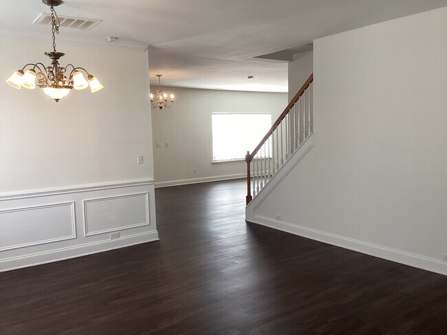 Building Photo - 1003 Marcell Lane