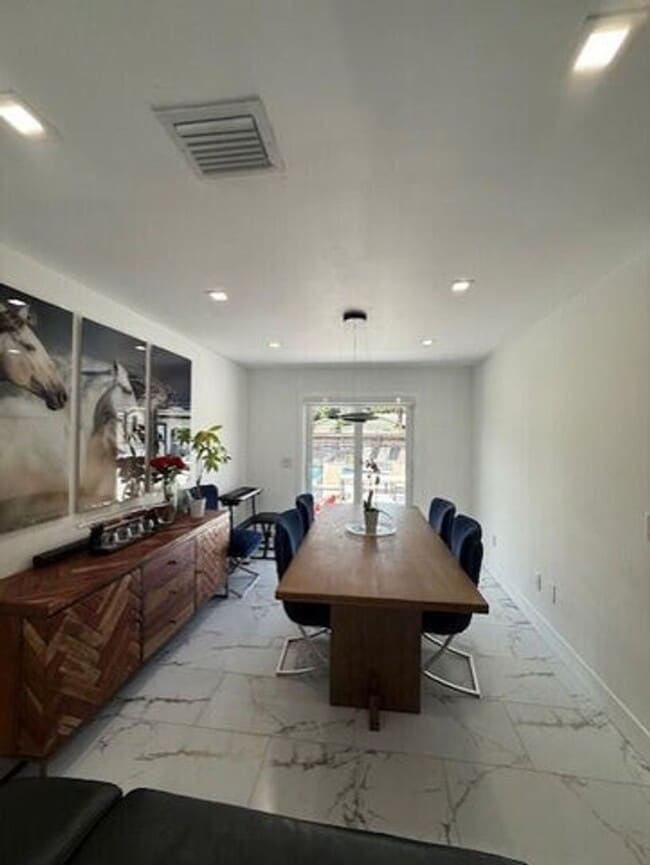 Foto del edificio - 4907 N Palm Way