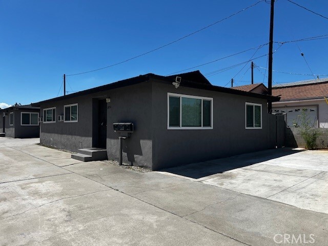 Building Photo - 8036 Whitmore St