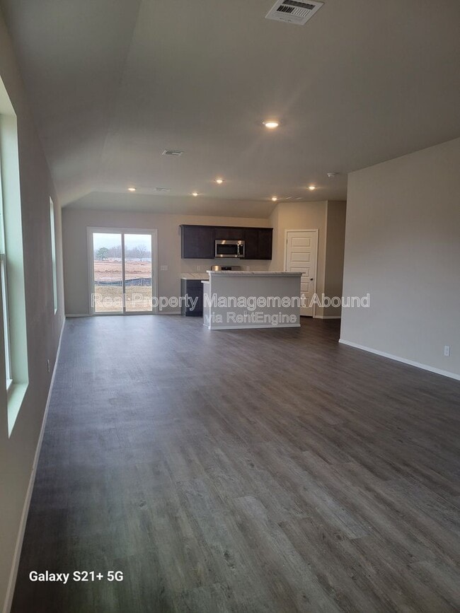 Building Photo - 8510 E 163rd St S